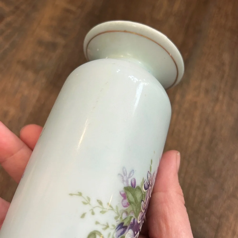 Vintage Norleans Japan Blue Satin Bud Vase with Purple Violets‎ Hand Painted
